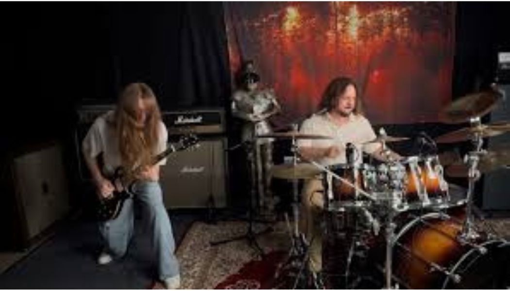 Thorn-Magazine Blog Band