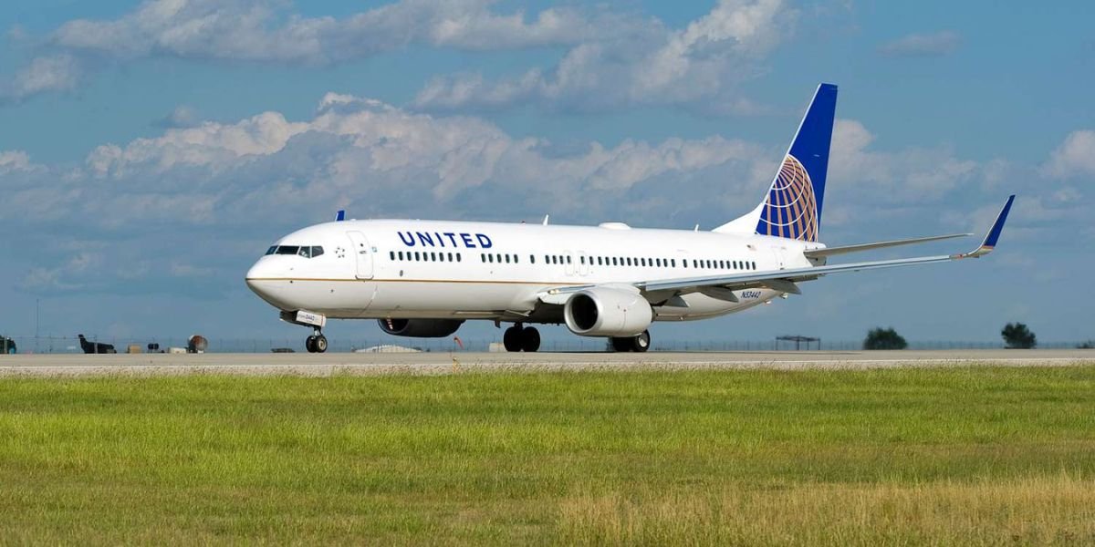 United Airlines Flight UA770 Emergency Diversion